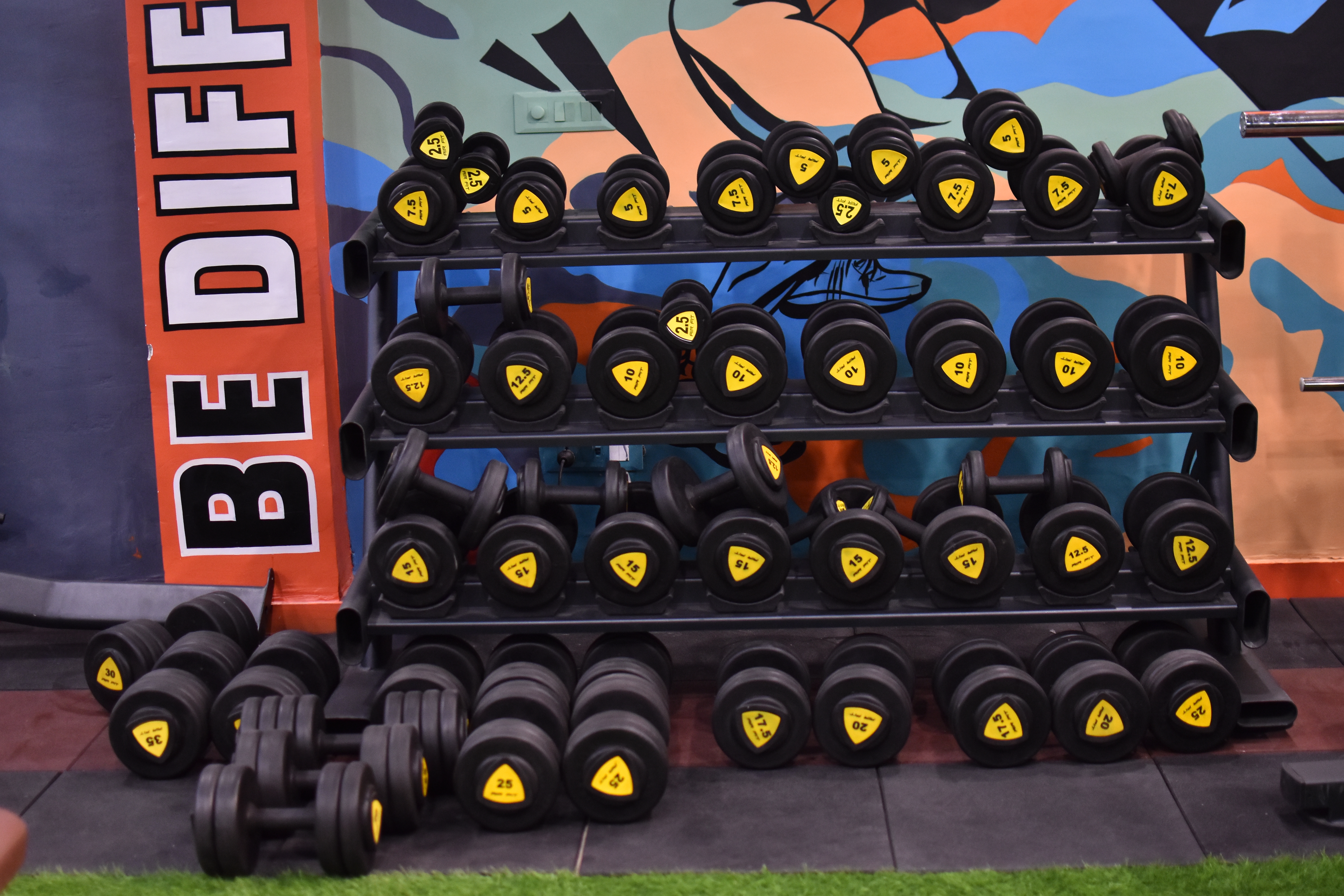LIV FIT GYM Kalkaji - gym floor and equipment photo 5