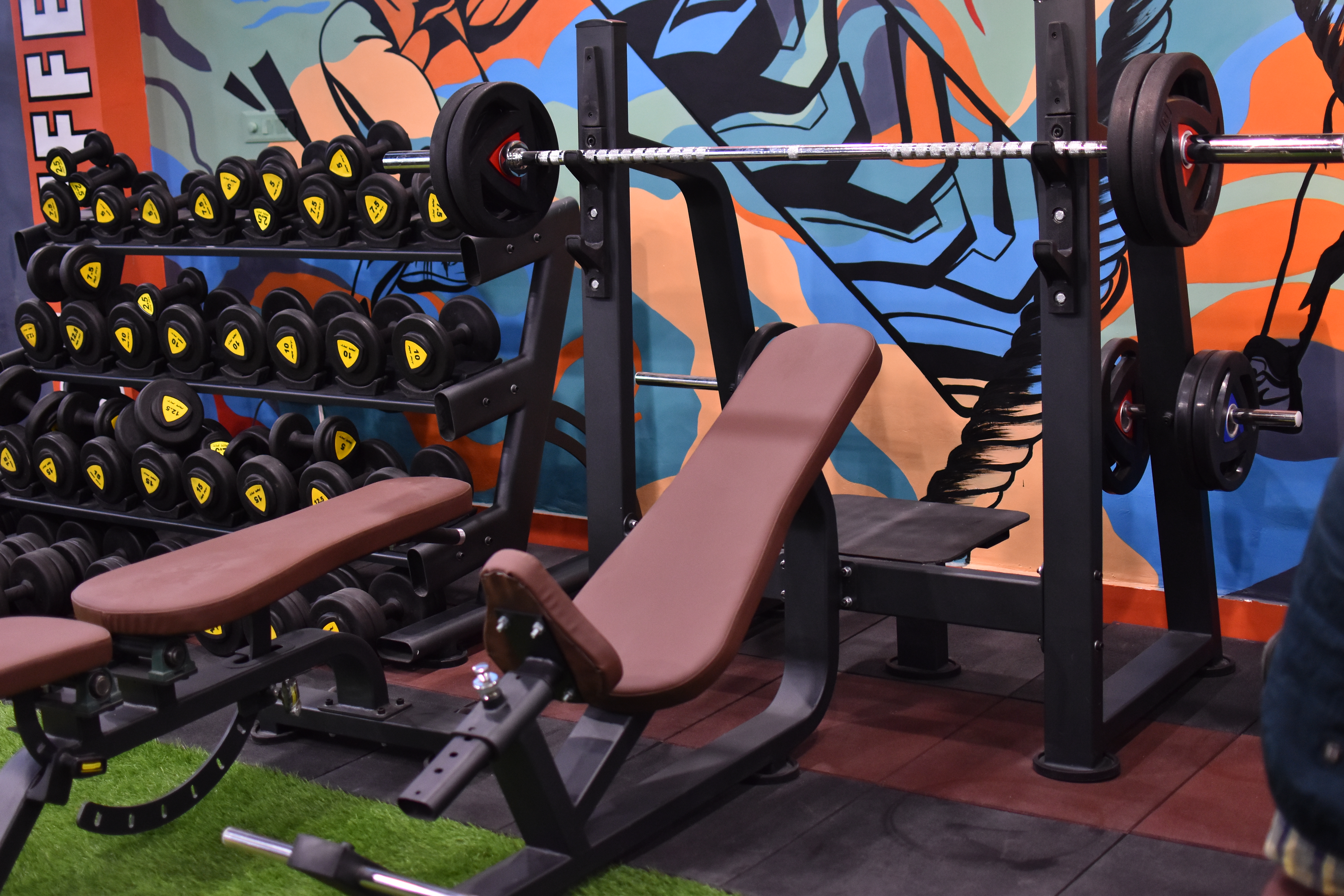 LIV FIT GYM Kalkaji - gym floor and equipment photo 6